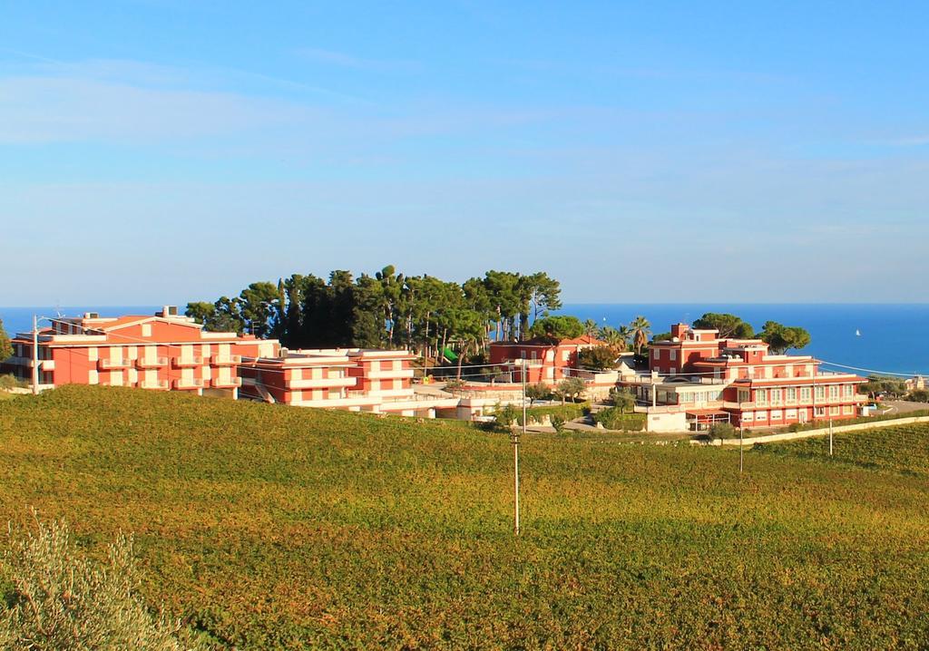 Il Parco Sul Mare Resort & Spa Tortoreto ภายนอก รูปภาพ