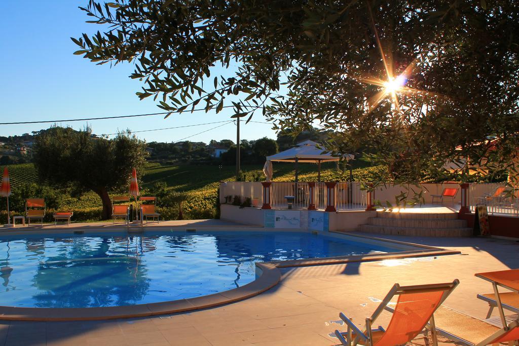 Il Parco Sul Mare Resort & Spa Tortoreto ภายนอก รูปภาพ