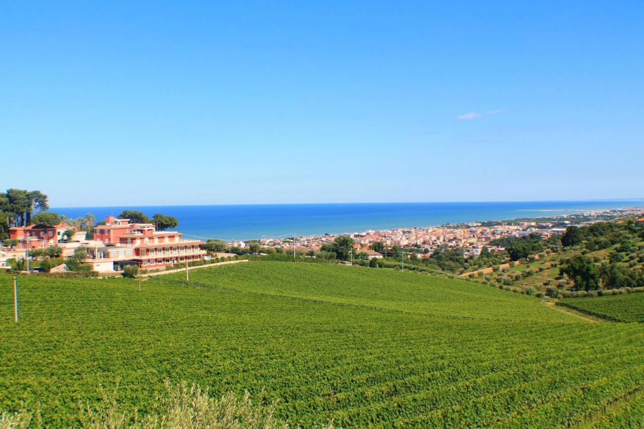 Il Parco Sul Mare Resort & Spa Tortoreto ภายนอก รูปภาพ