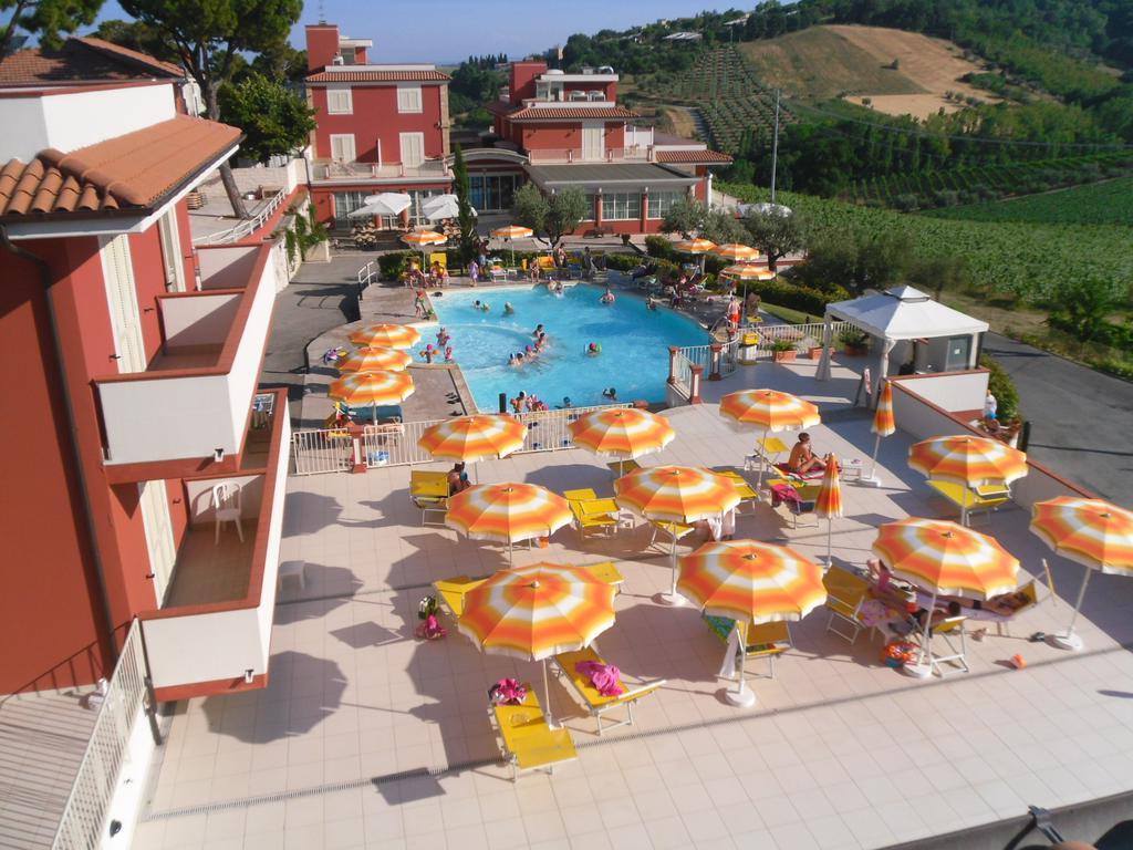 Il Parco Sul Mare Resort & Spa Tortoreto ภายนอก รูปภาพ